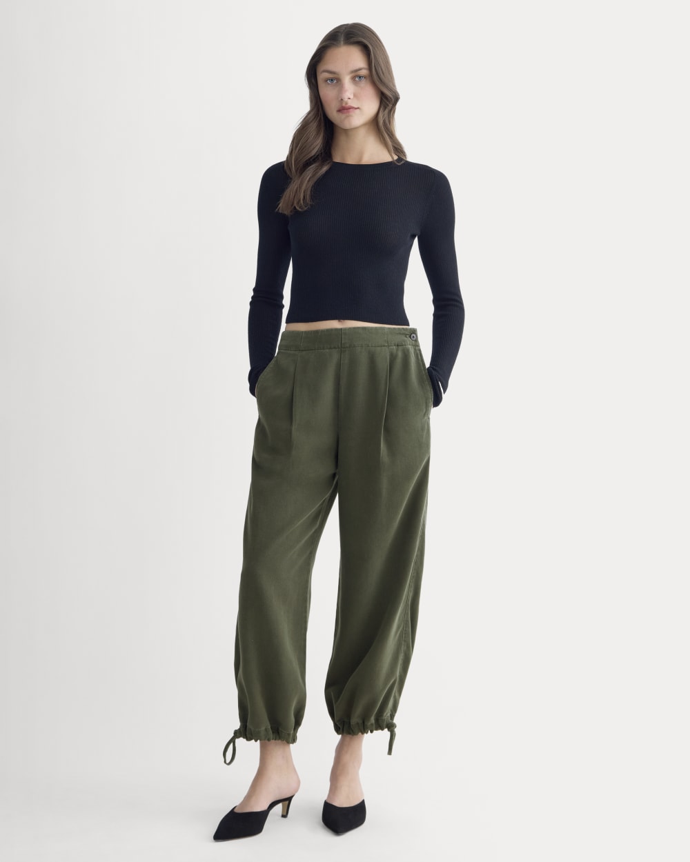 The Chino Jogger in Buttersoft | Dark Forest