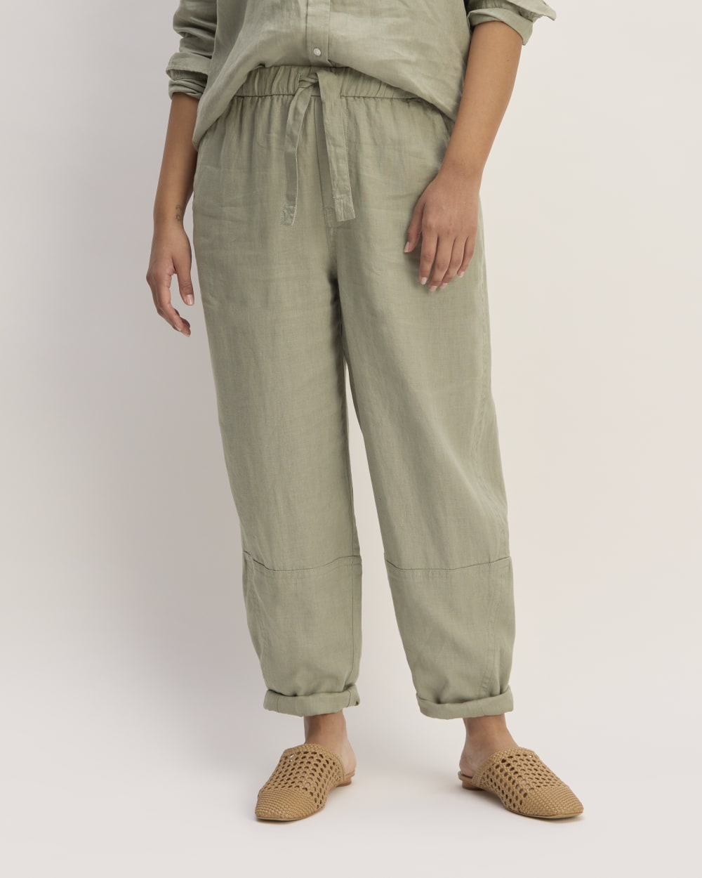 The Linen Pull-On Barrel Pant | Sage Green
