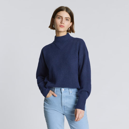 The Cozy-Stretch Pullover | Ocean Cavern