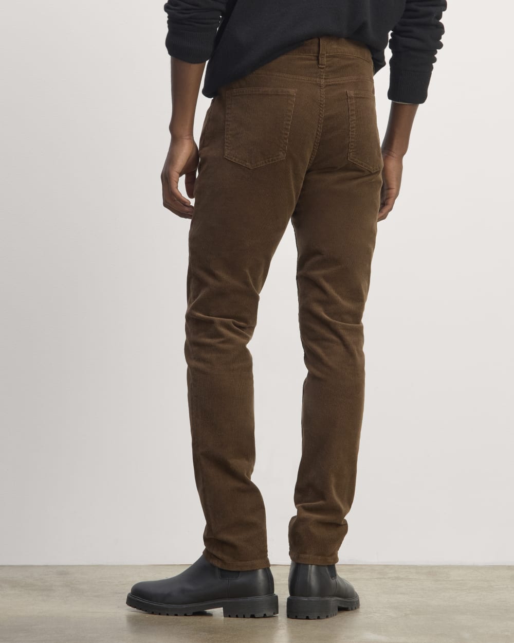 The 5-Pocket Pant in Corduroy | Cocoa