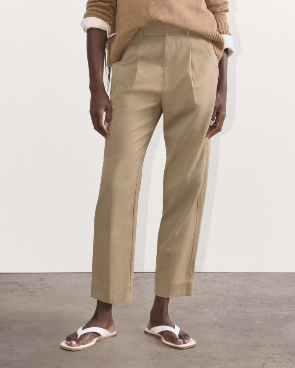 The Draper Tapered Pant in Buttersmooth | Ash Brown