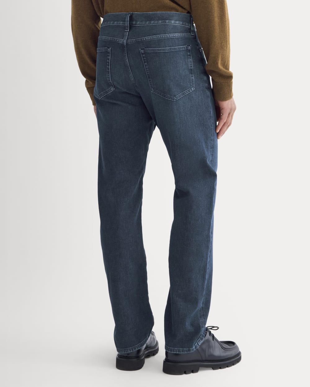 Straight-Leg Stretch Jean | Dark Indigo