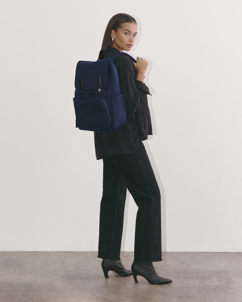 The Canvas Backpack | Navy