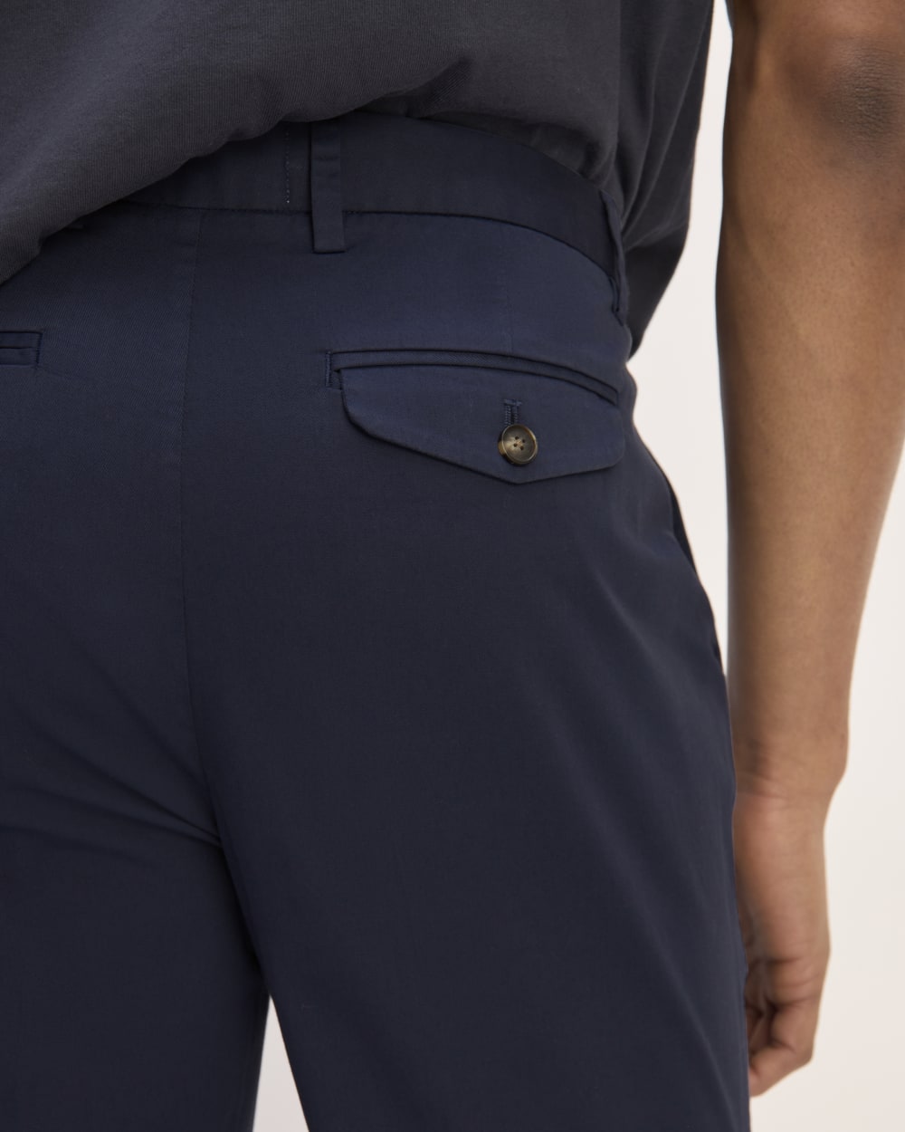 The Relaxed Taper Air Chino | Deep Navy
