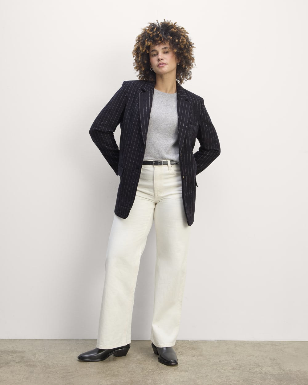 The Oversized Blazer in Wool | Navy / White