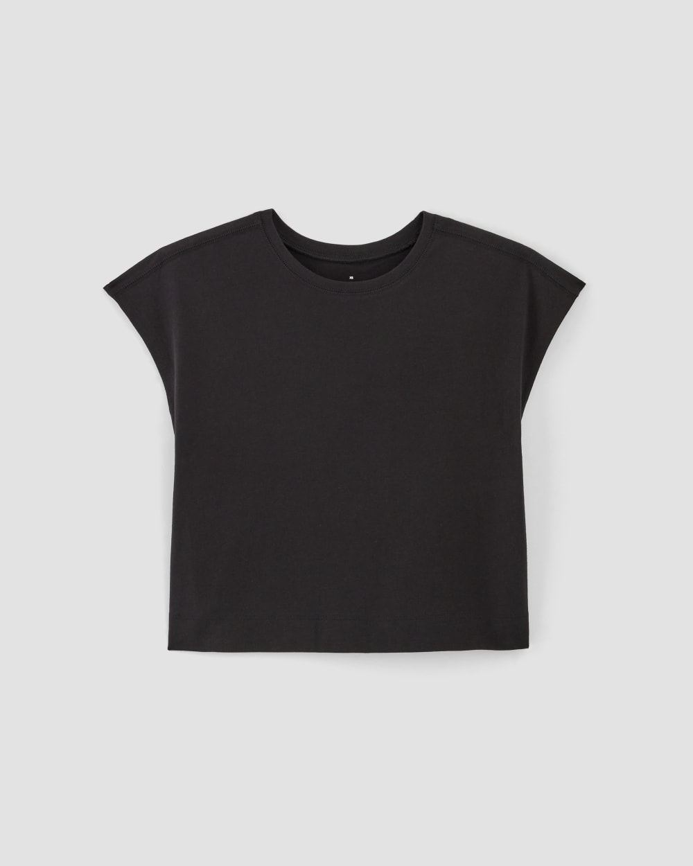The Muscle Cropped Tee in Essential Cotton | Black