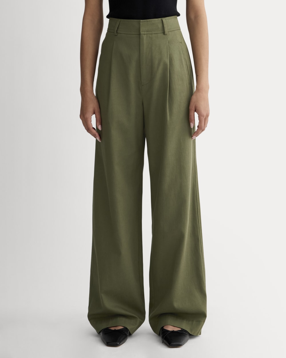 The Draper Pleated Pant in Buttersmooth | Kalamata | 32 Inseam