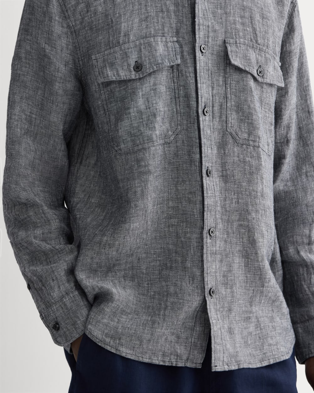 The Linen Utility Shirt | Navy Chambray