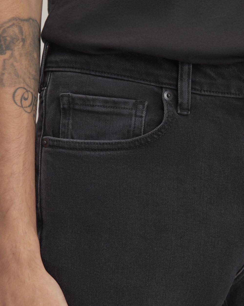 The Slim 4-Way Stretch Organic Jean | Uniform  | Washed Black