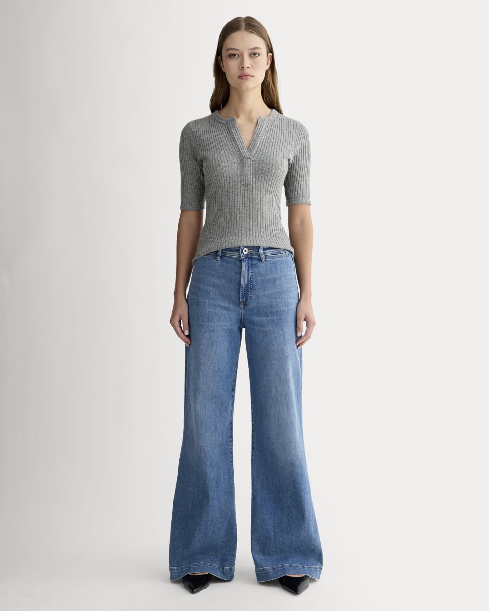 The Rib-Knit Short-Sleeve Henley | Mid Heather Grey