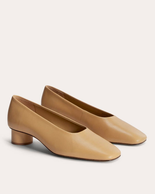 The Gallery Pump | Light Taupe