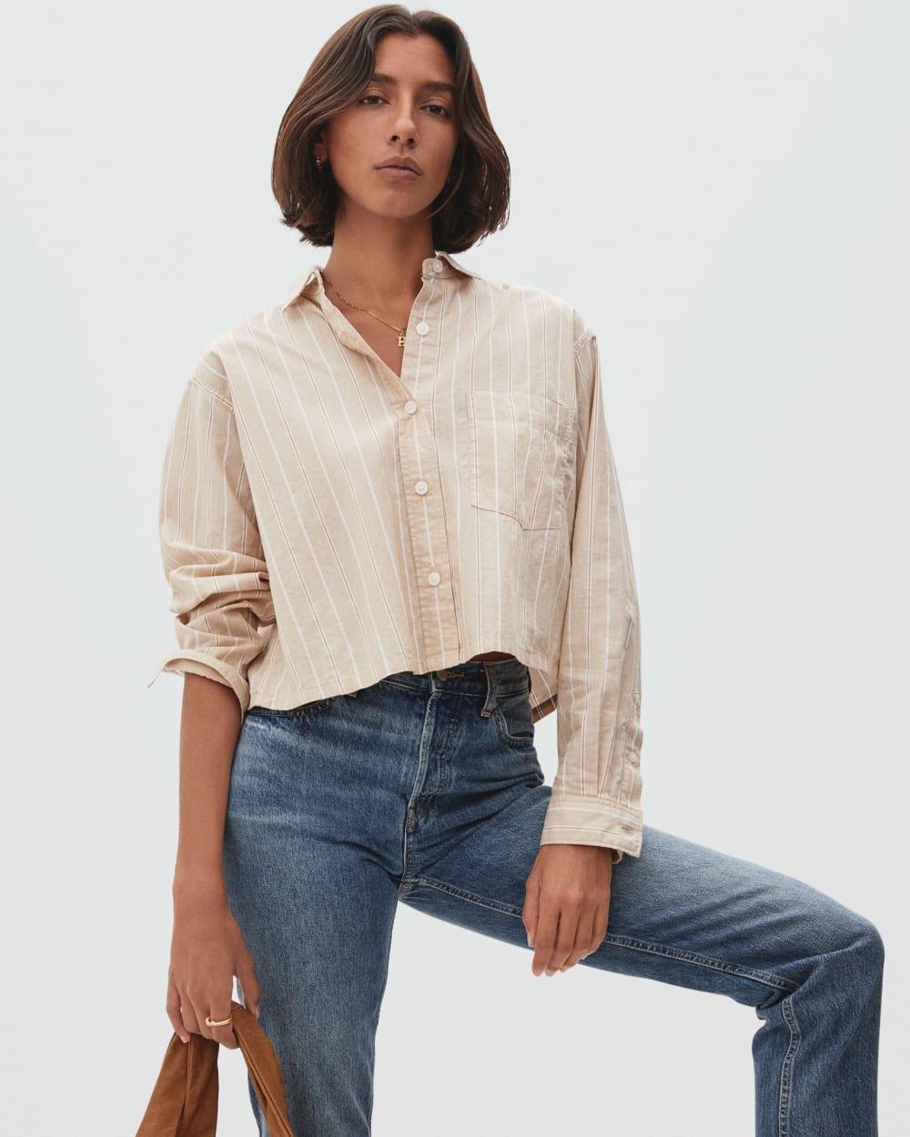 The Way-Short Shirt in Silky Cotton | Golden Brown / White