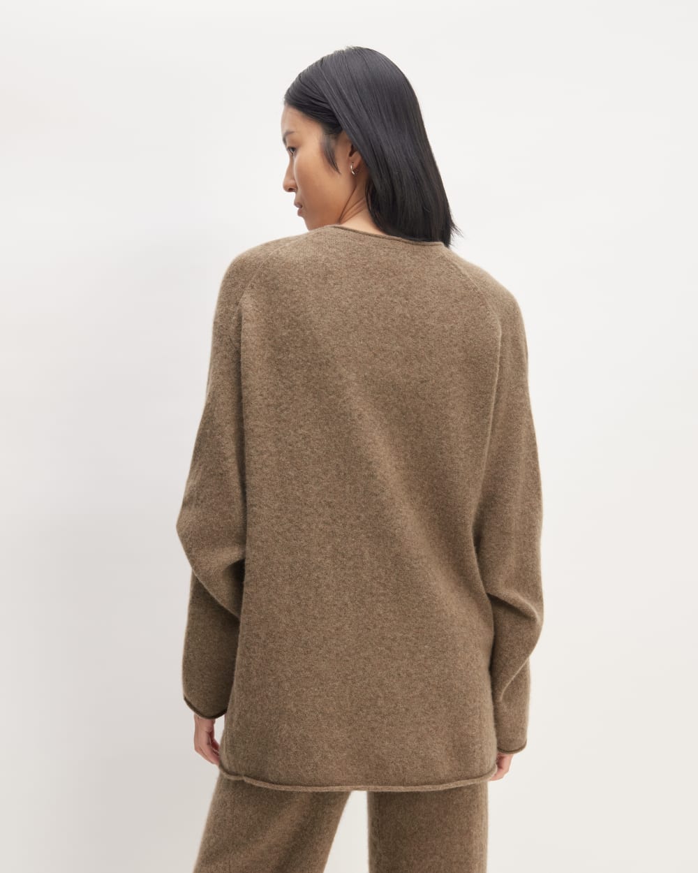 The Cozy-Stretch Crew | Heathered Toasted Coconut