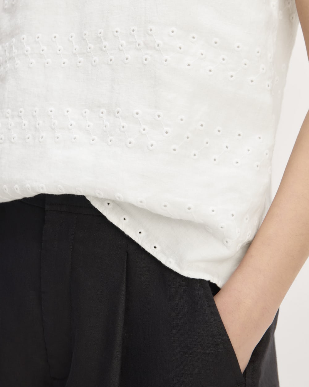 The Linen Eyelet Scoop-Neck Tank | White Eyelet
