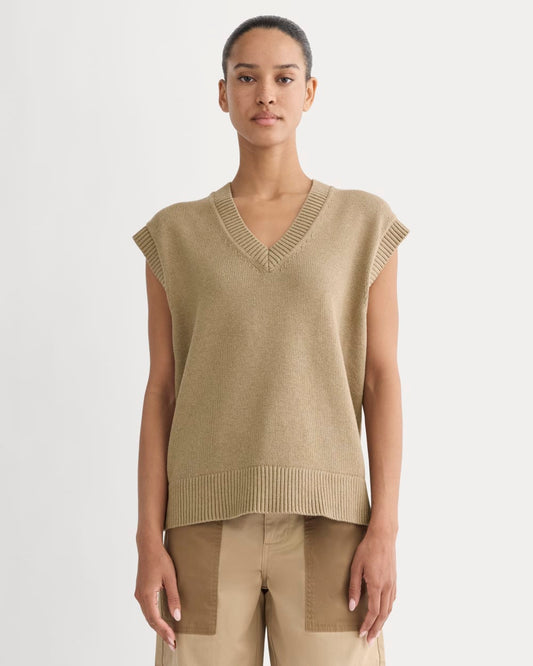 The Boxy Vest in Everyday Cotton | Dark Heathered Camel
