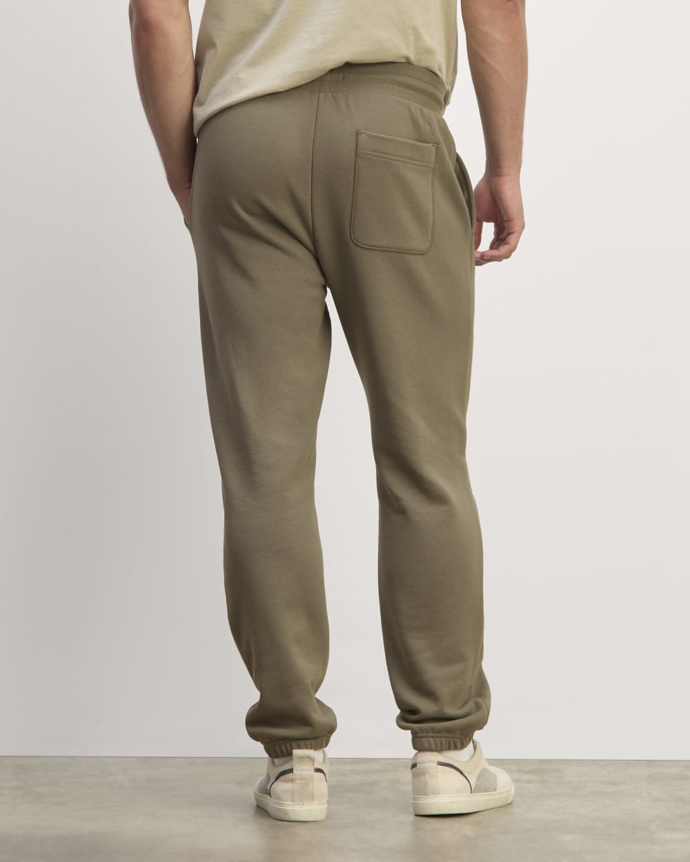 The Off-Duty Jogger | Kalamata