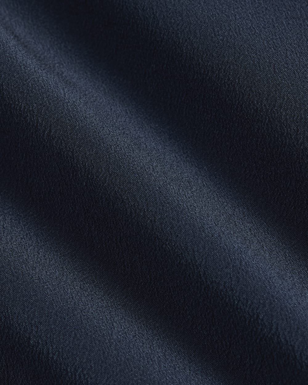 The Notch Shirt in Washable Silk | Navy