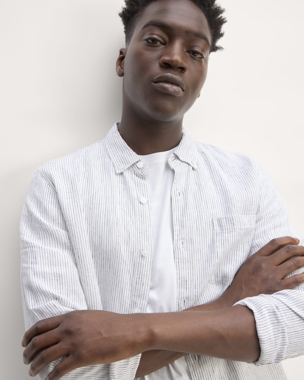 The Classic Shirt in Linen | White / Black