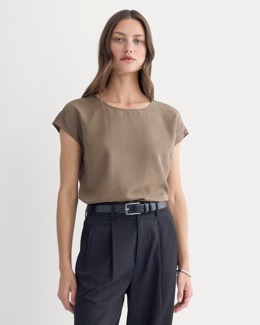 The Muscle Top in Butterlite | Deep Taupe
