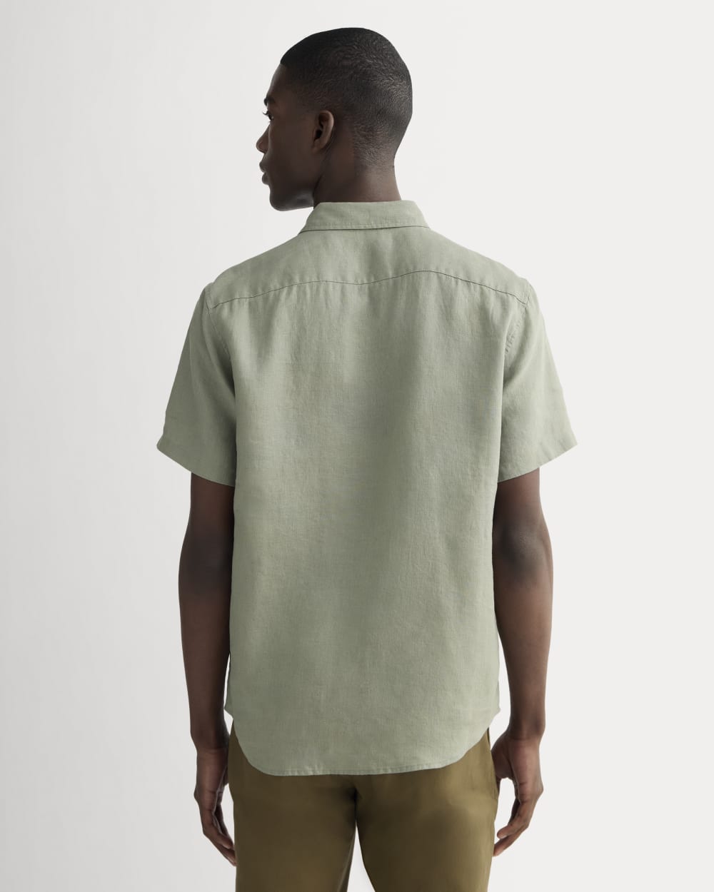 The Classic Short-Sleeve Shirt in Linen | Sage Green