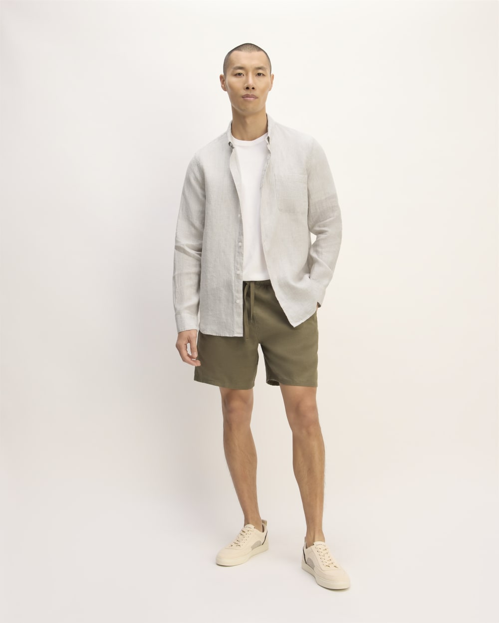 The Classic Shirt in Linen | Stone / White