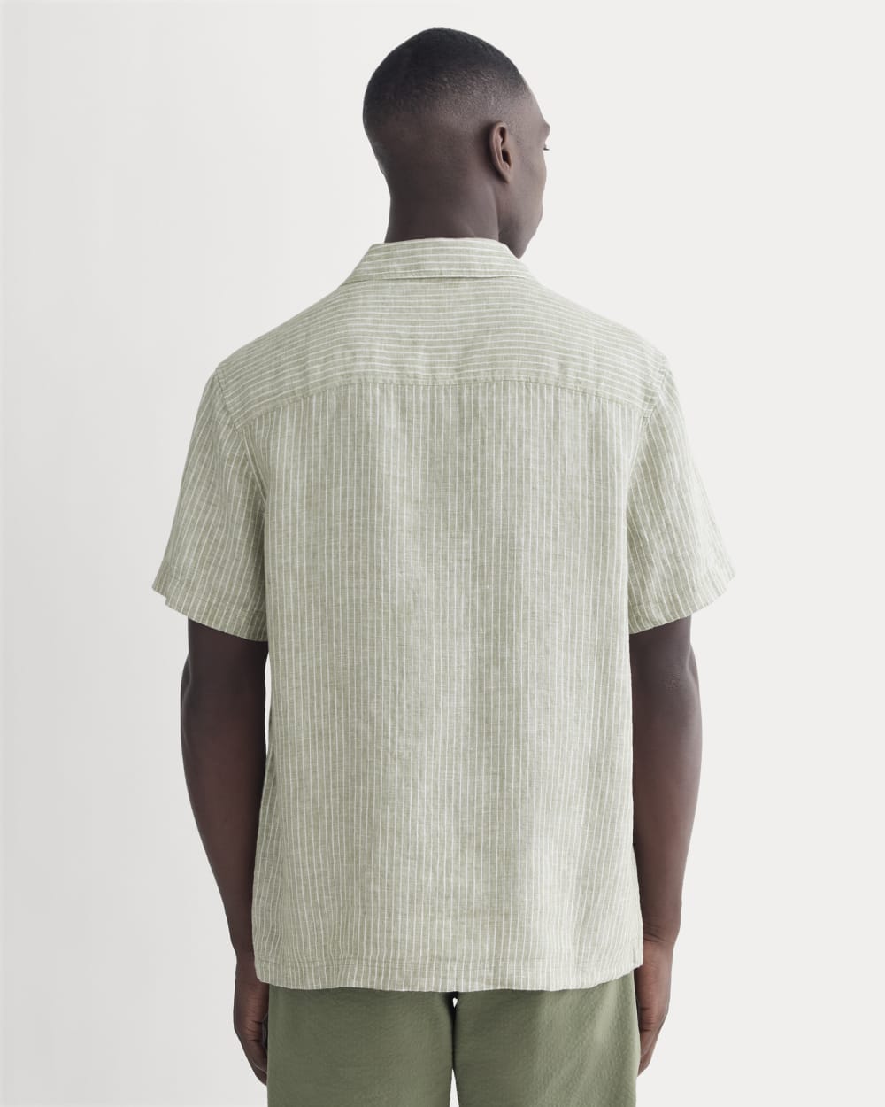 The Resort Shirt in Linen | Oil Green / White