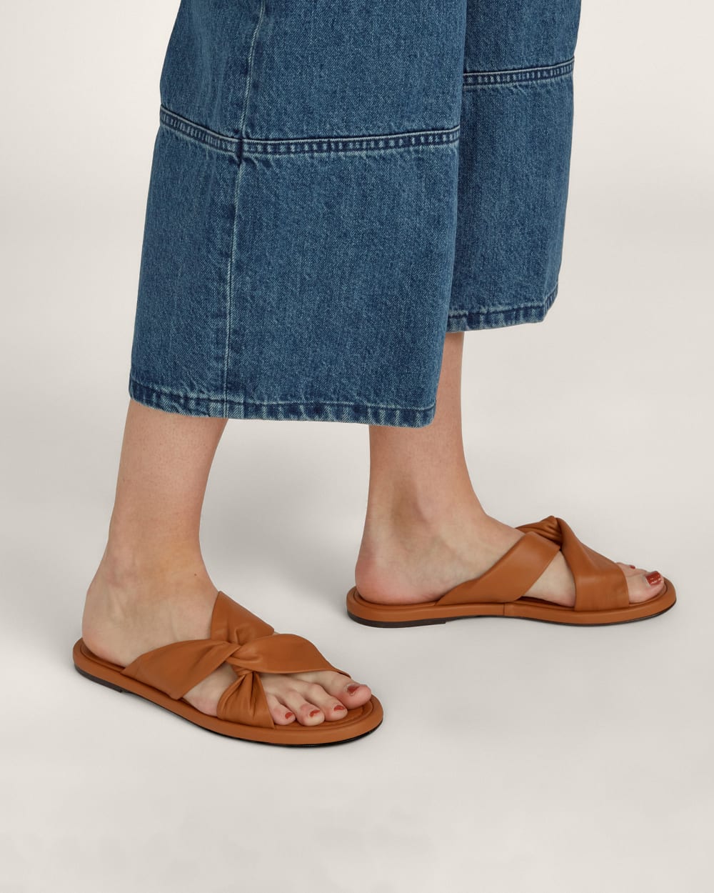 The Day Twist Sandal | Desert Tan