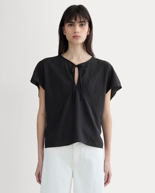 The Keyhole Top | Black