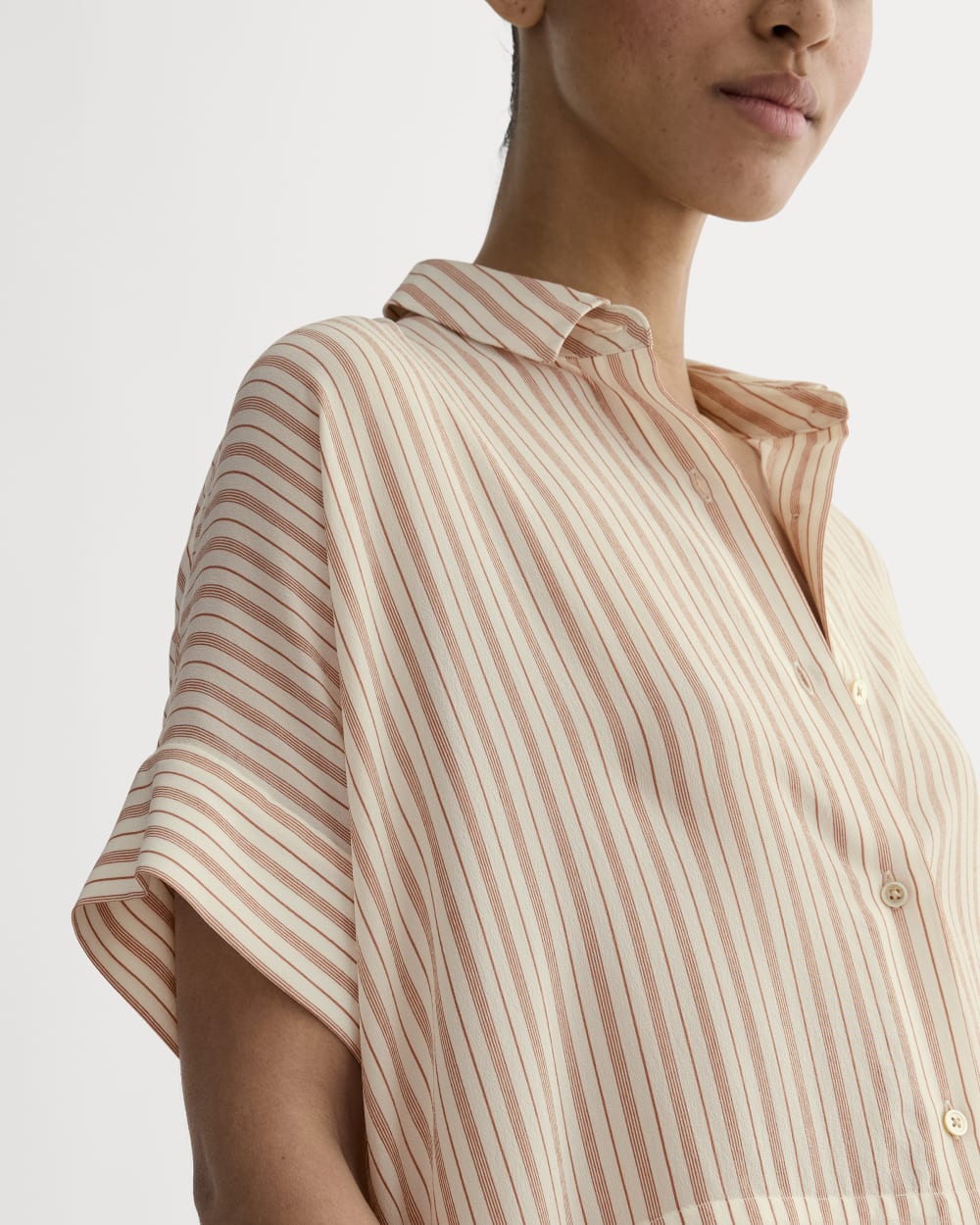 The Boxy Shirt in Washable Silk | Bone / Dusky Rose