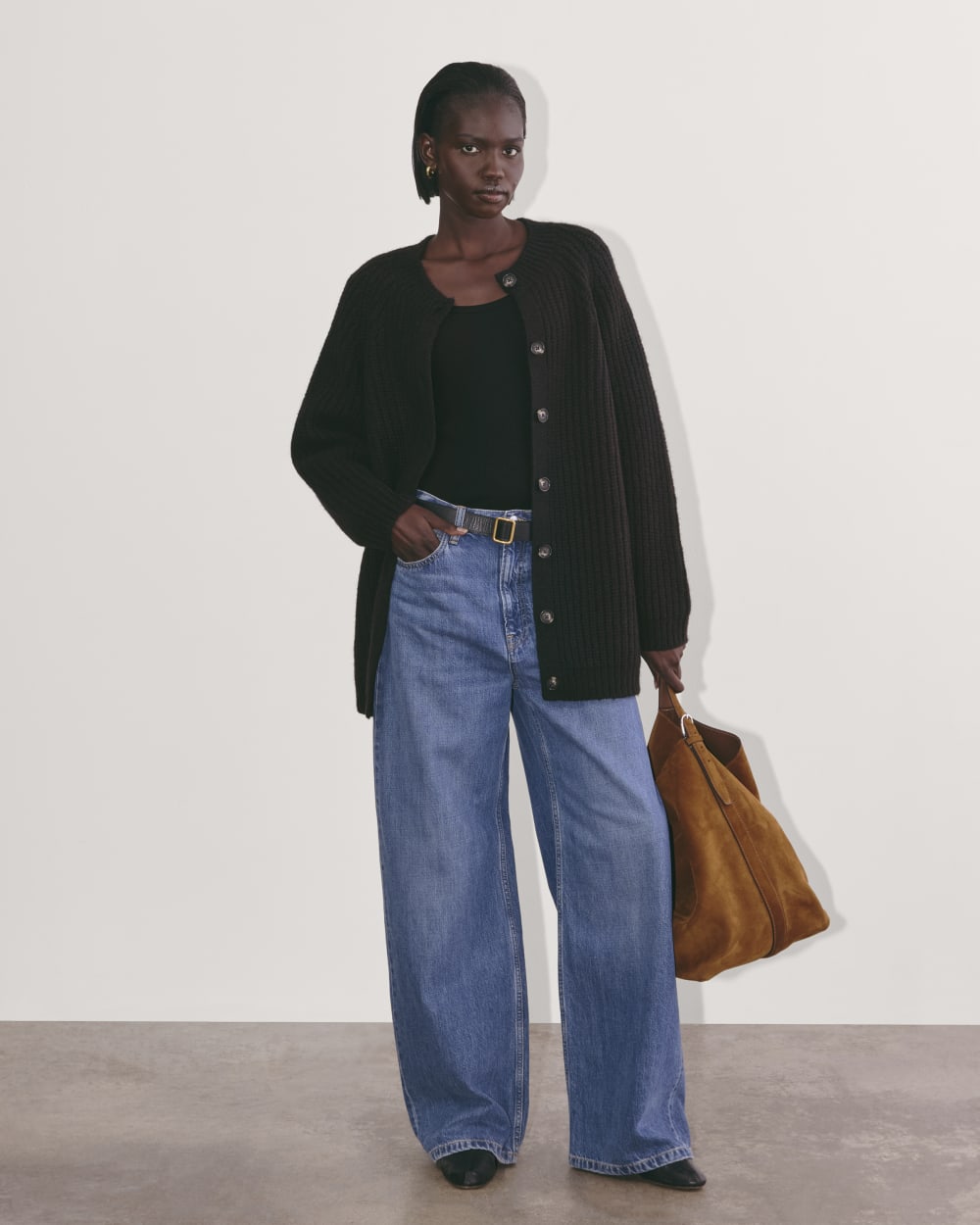 The Fisherman Cardigan in Cloud | Black