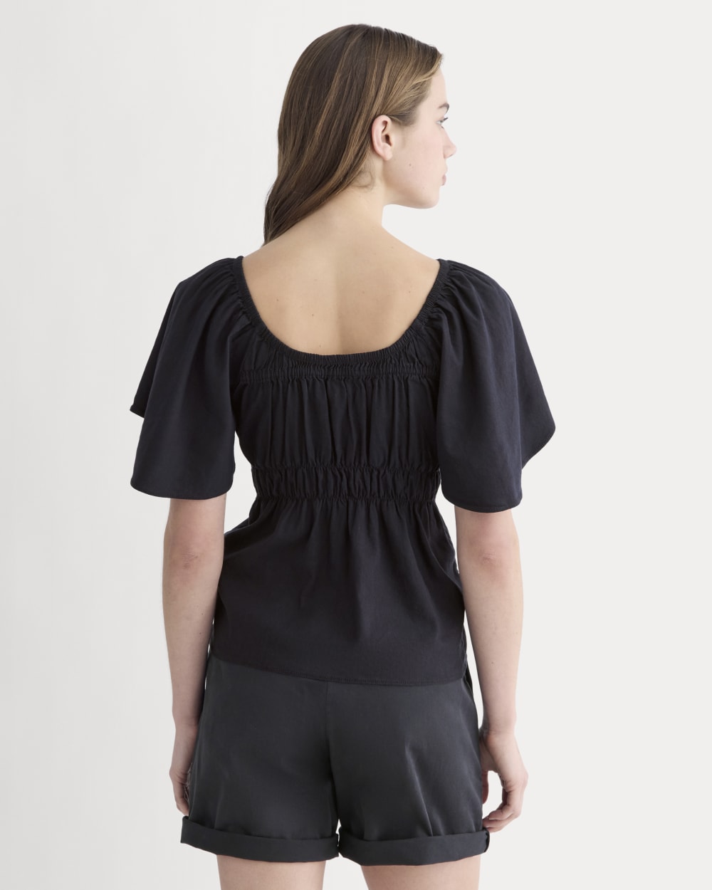The Flutter-Sleeve Top in Stretch Linen | Black