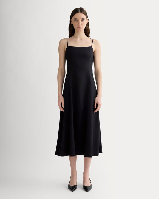 The Seamed Dress in Stretch Linen | Black