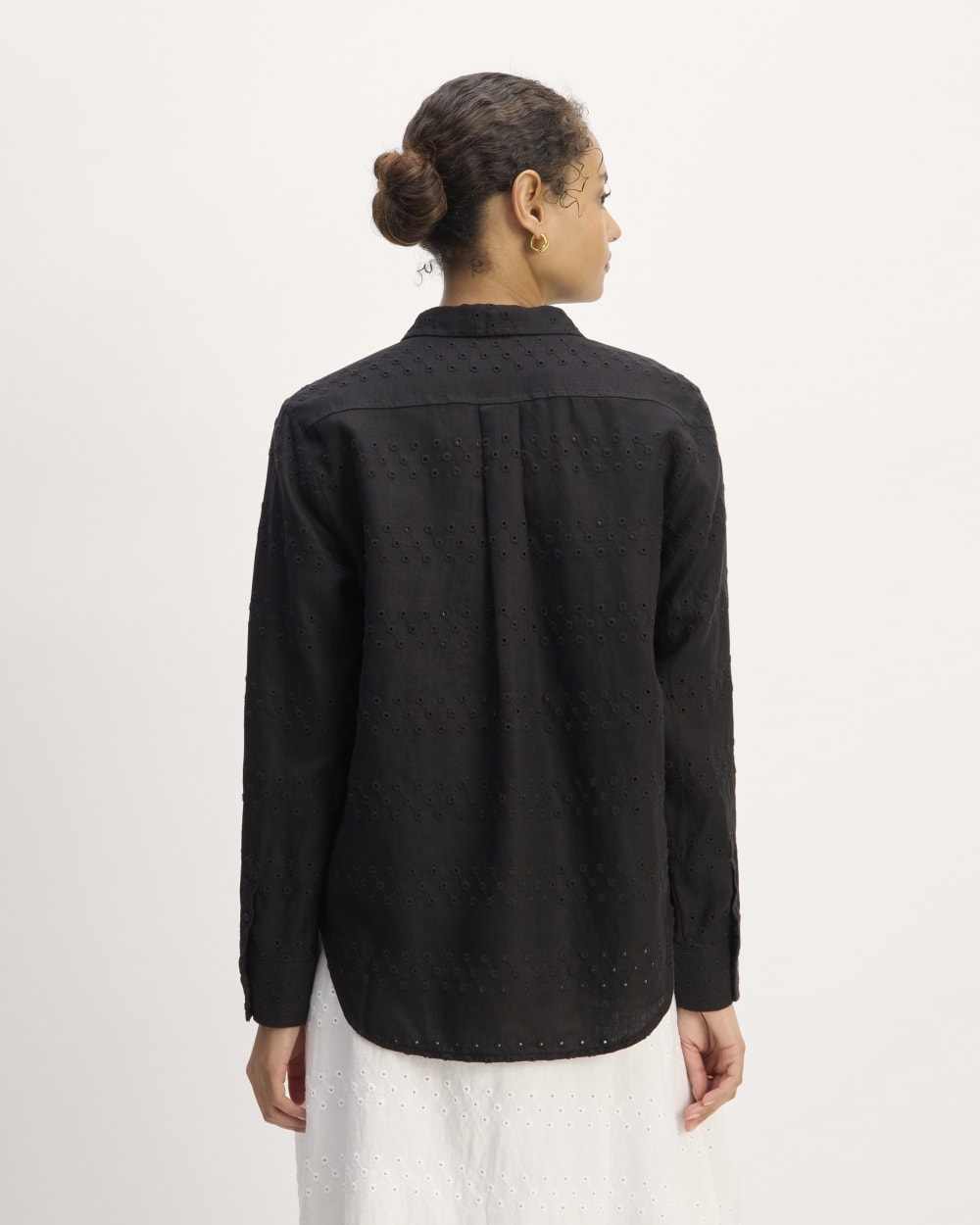 The Linen Eyelet Relaxed Shirt | Black Eyelet