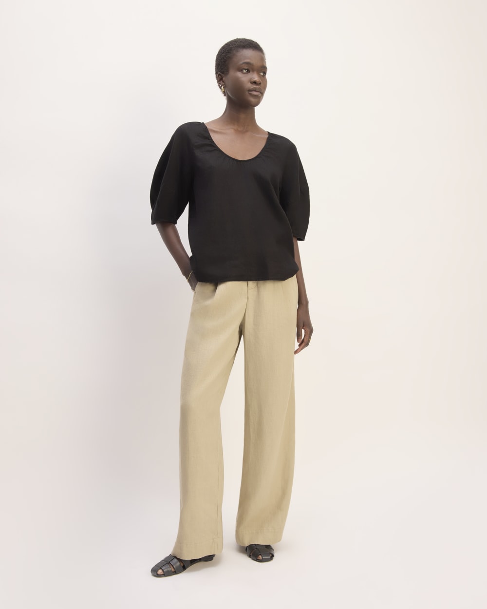 The Scoop Top in Linen | Black