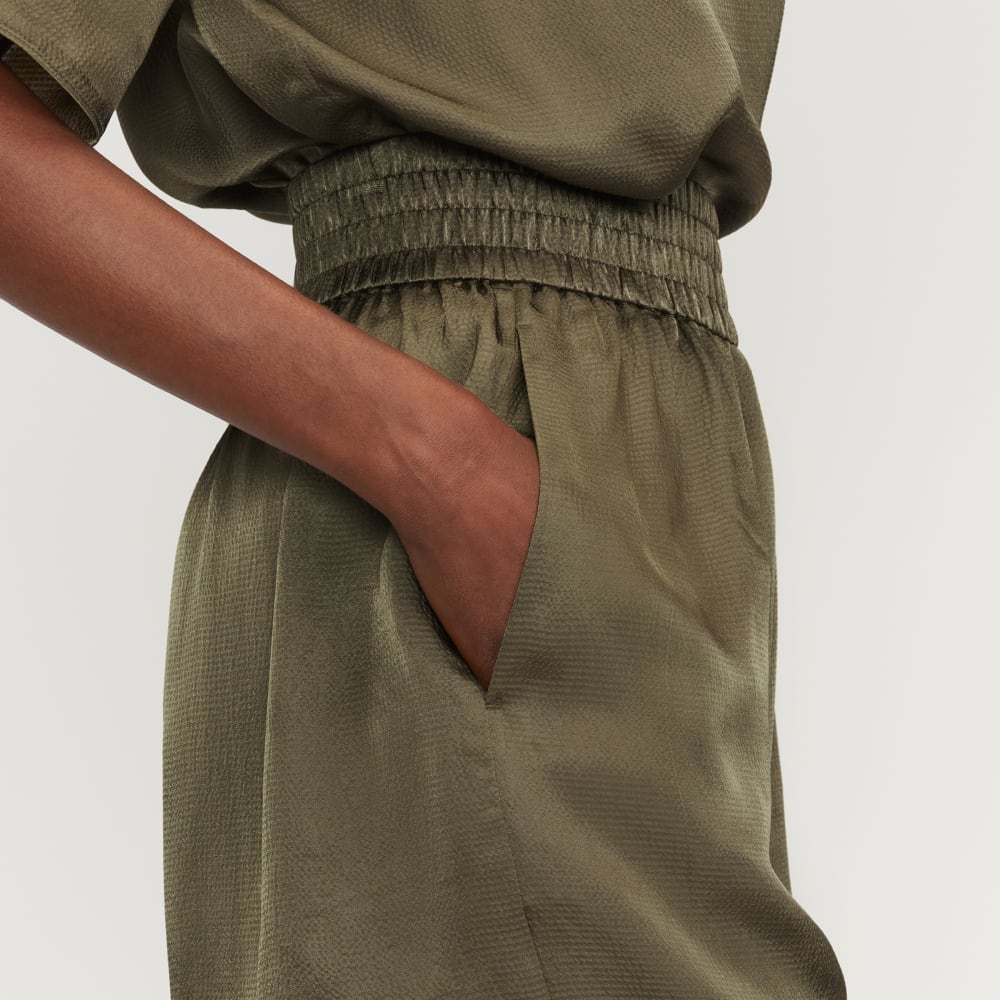 The Satin Pull-On Short | Kalamata