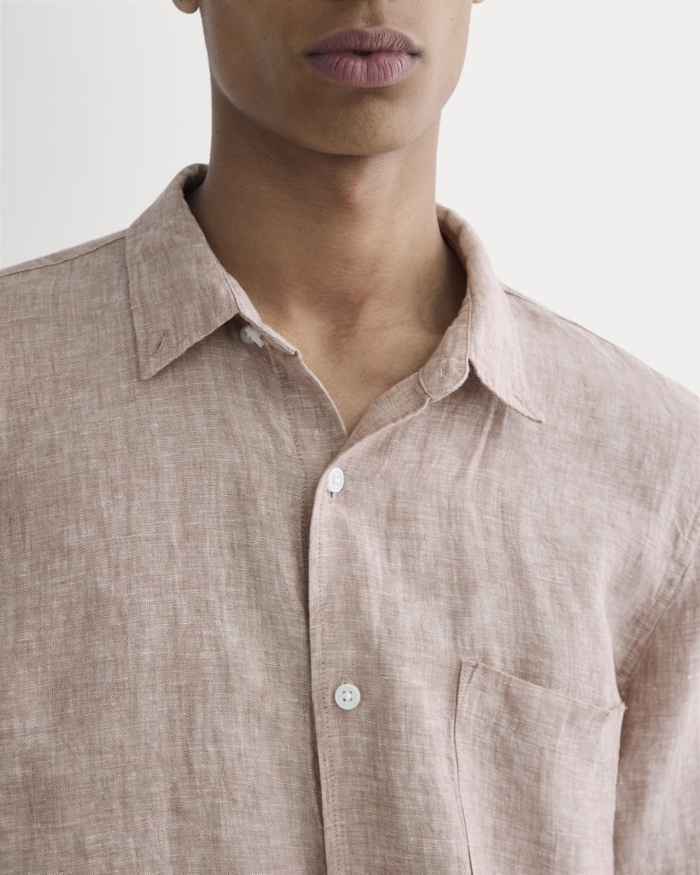The Classic Shirt in Linen | Burlwood Chambray