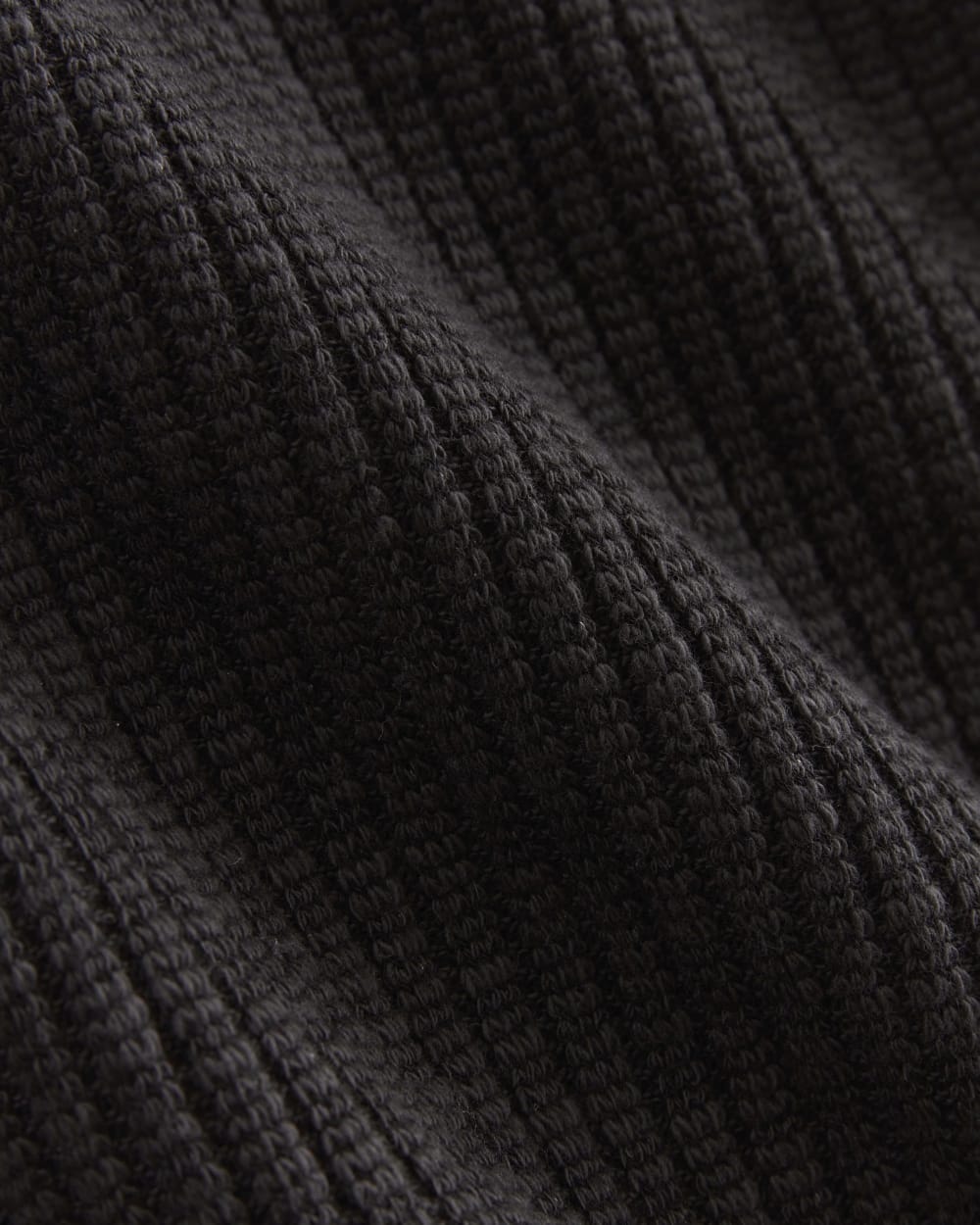 The Rib-Knit Short-Sleeve Henley | Black