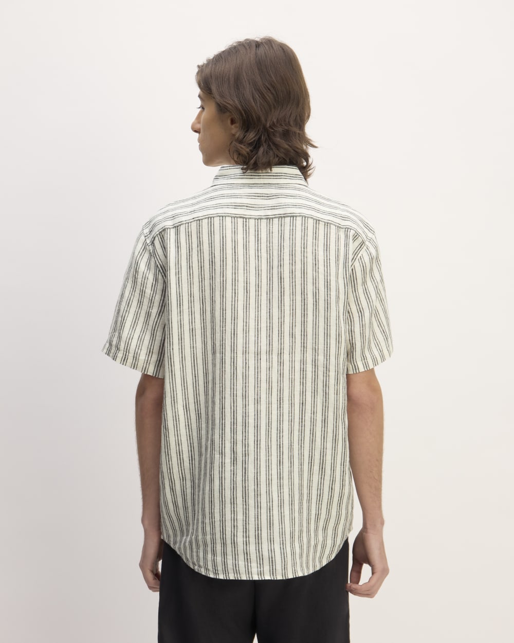 The Classic Short-Sleeve Shirt in Linen | Bone / Black