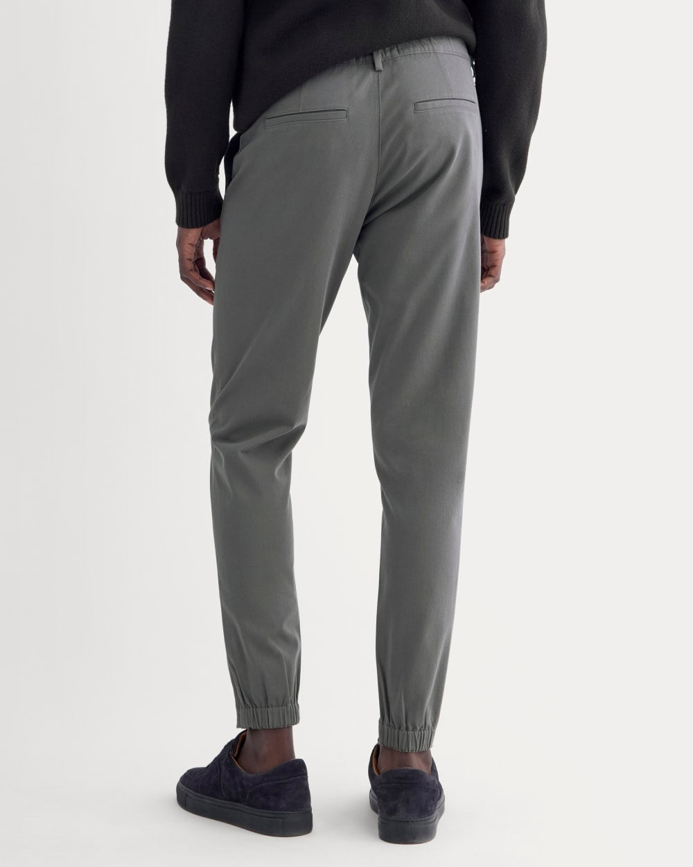 The Performance Traveler Chino | Slate Grey