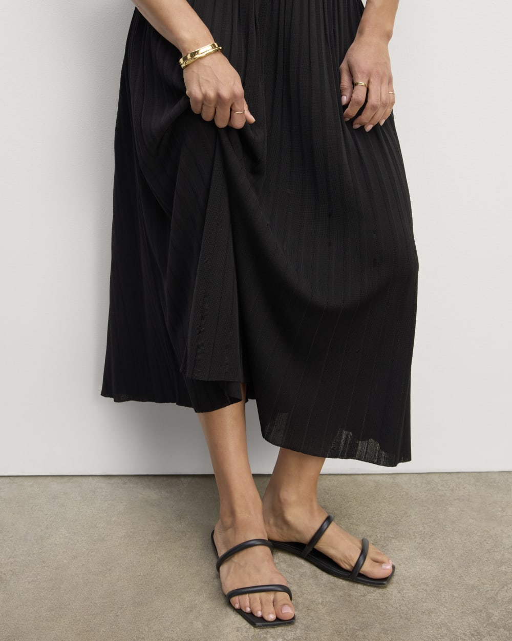 The Pleated Skirt | Black
