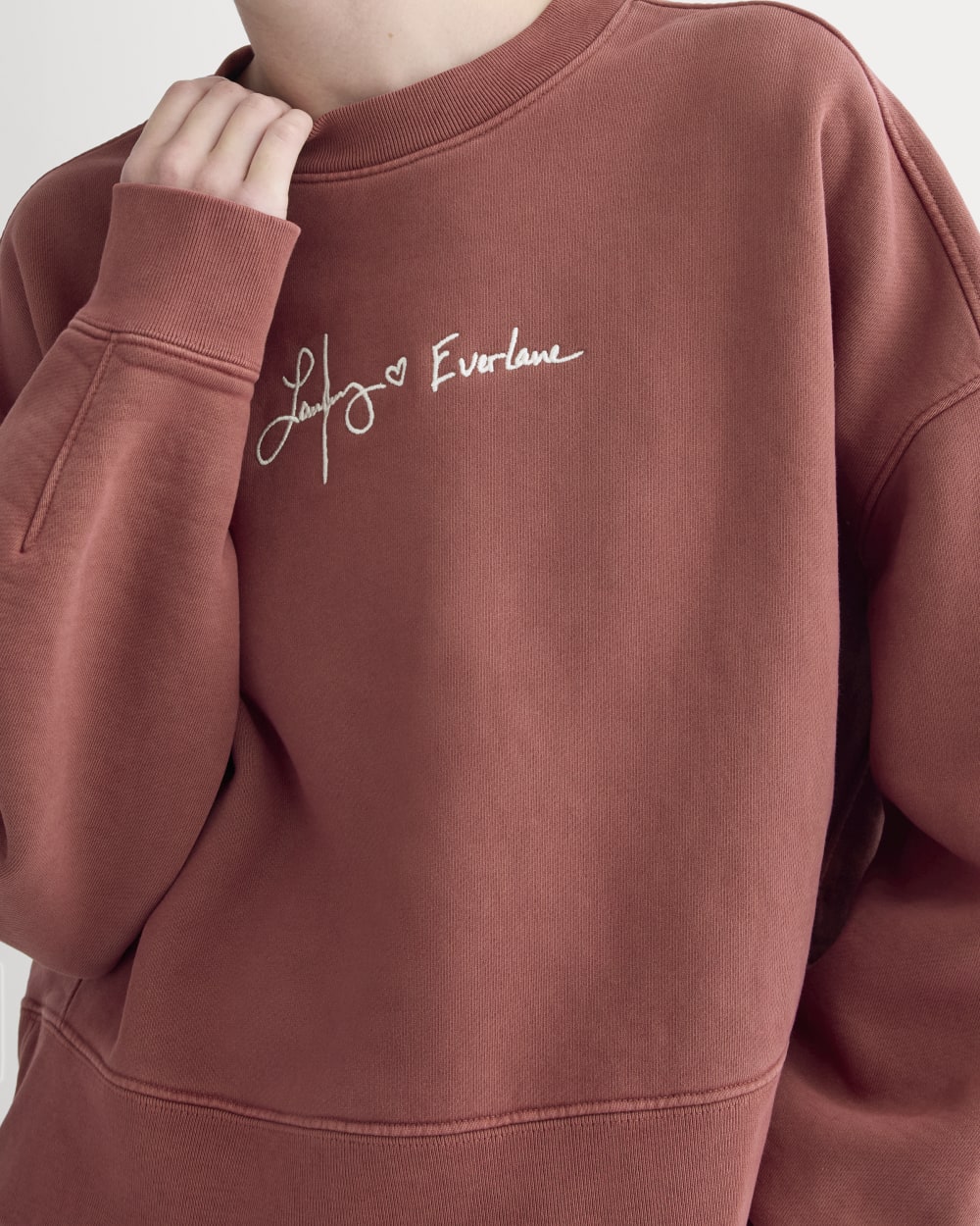 Everlane x The Laufey Foundation Cropped Sweatshirt | Dusty Red