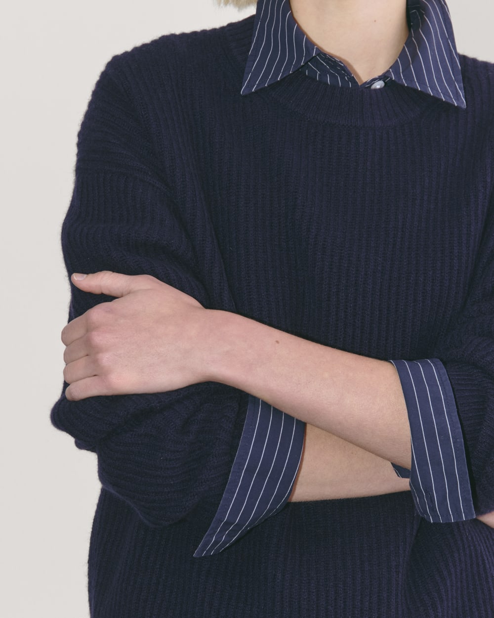 The Cocoon Crew in Wool Cashmere | Navy
