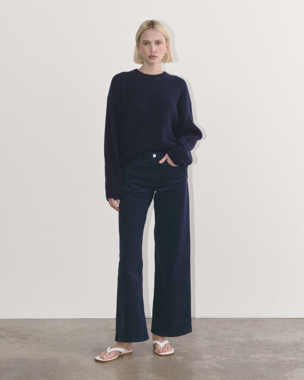 The Cocoon Crew in Wool Cashmere | Navy