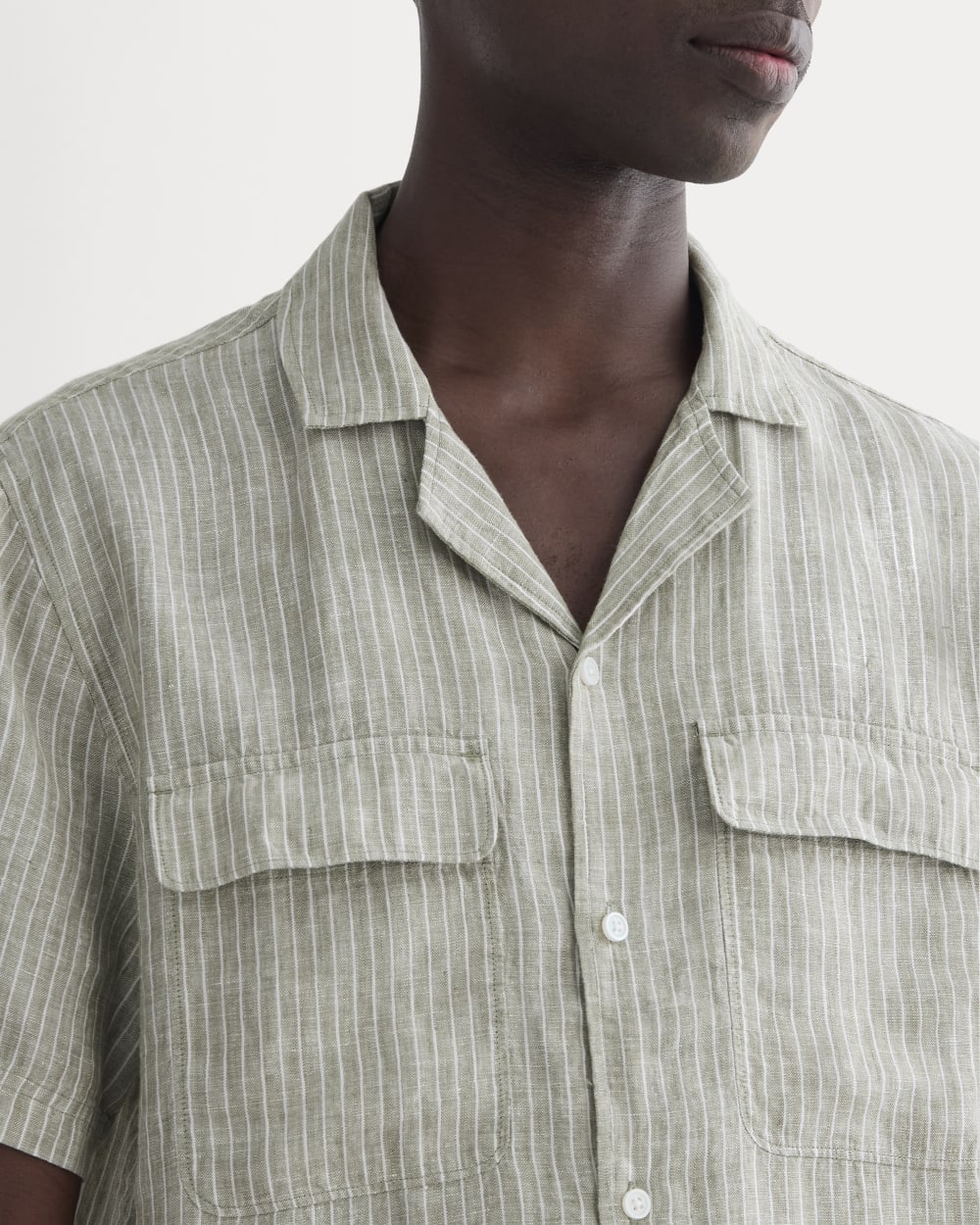 The Resort Shirt in Linen | Oil Green / White