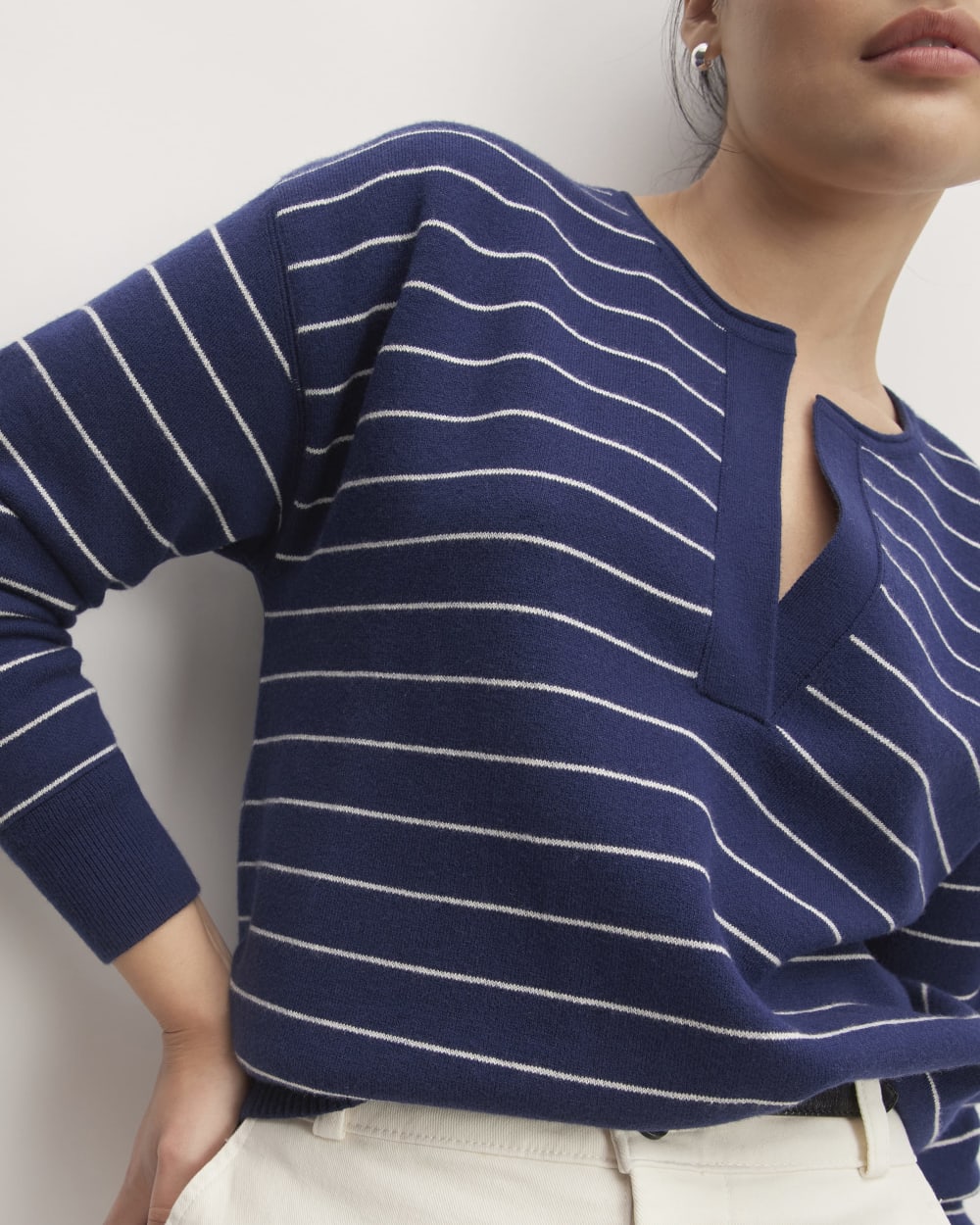 The Cotton-Merino Vintage Henley | Bright Navy / Canvas