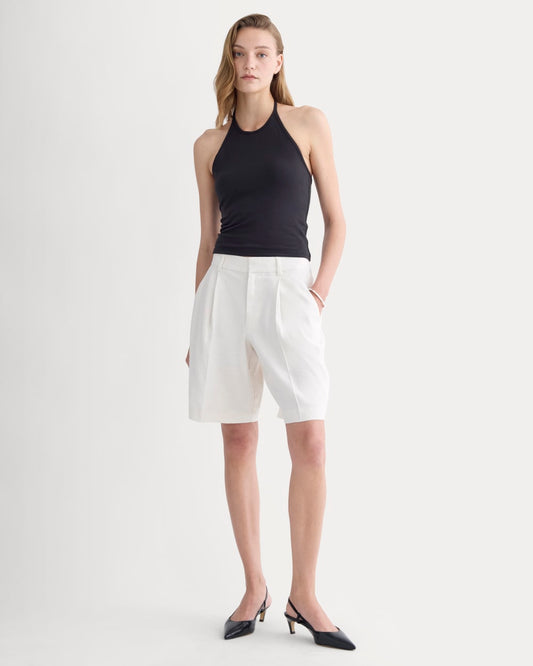 The Pleated Short in Stretch Linen | Natural Chambray