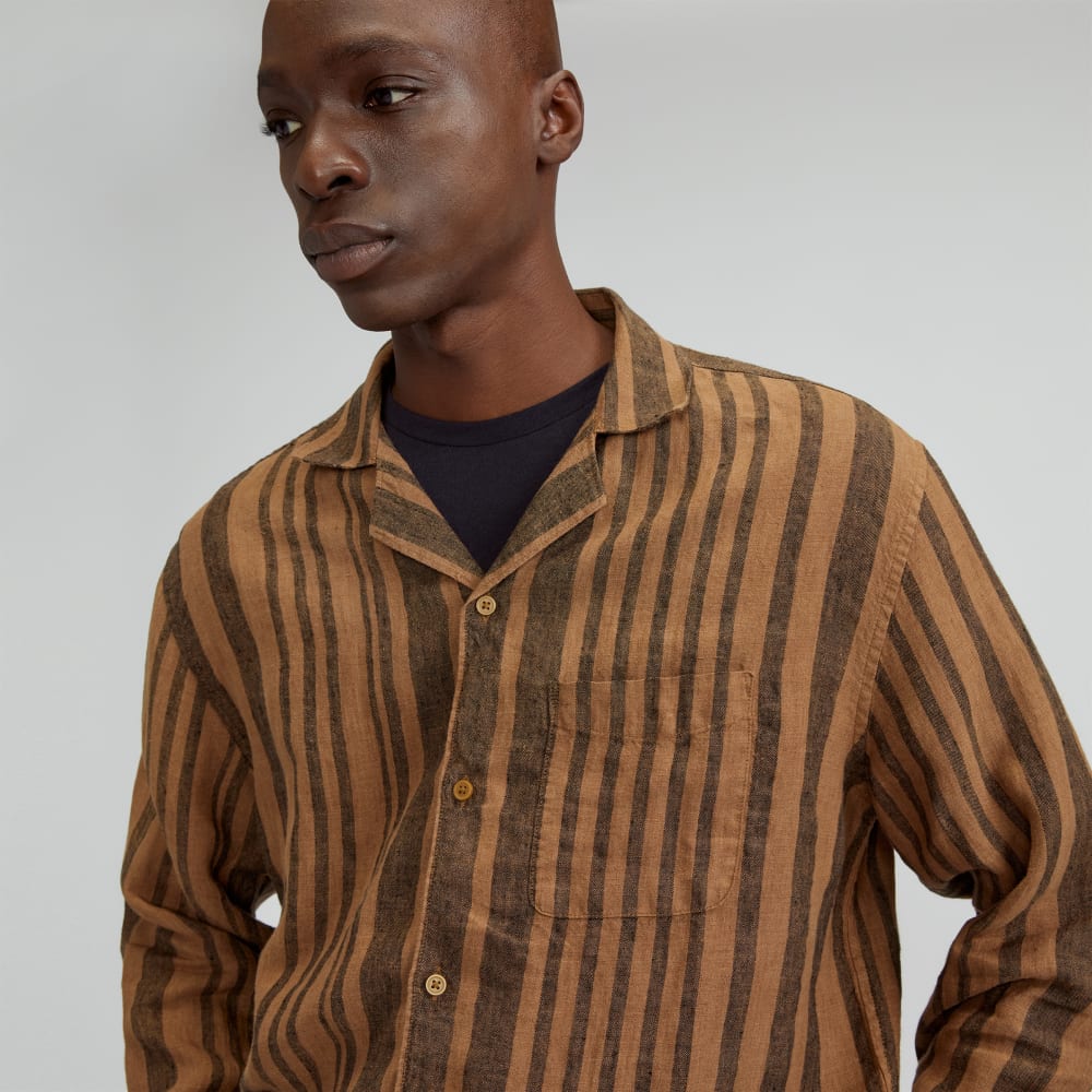 The Relaxed Linen Long-Sleeve Shirt | Toasted Coconut / Black
