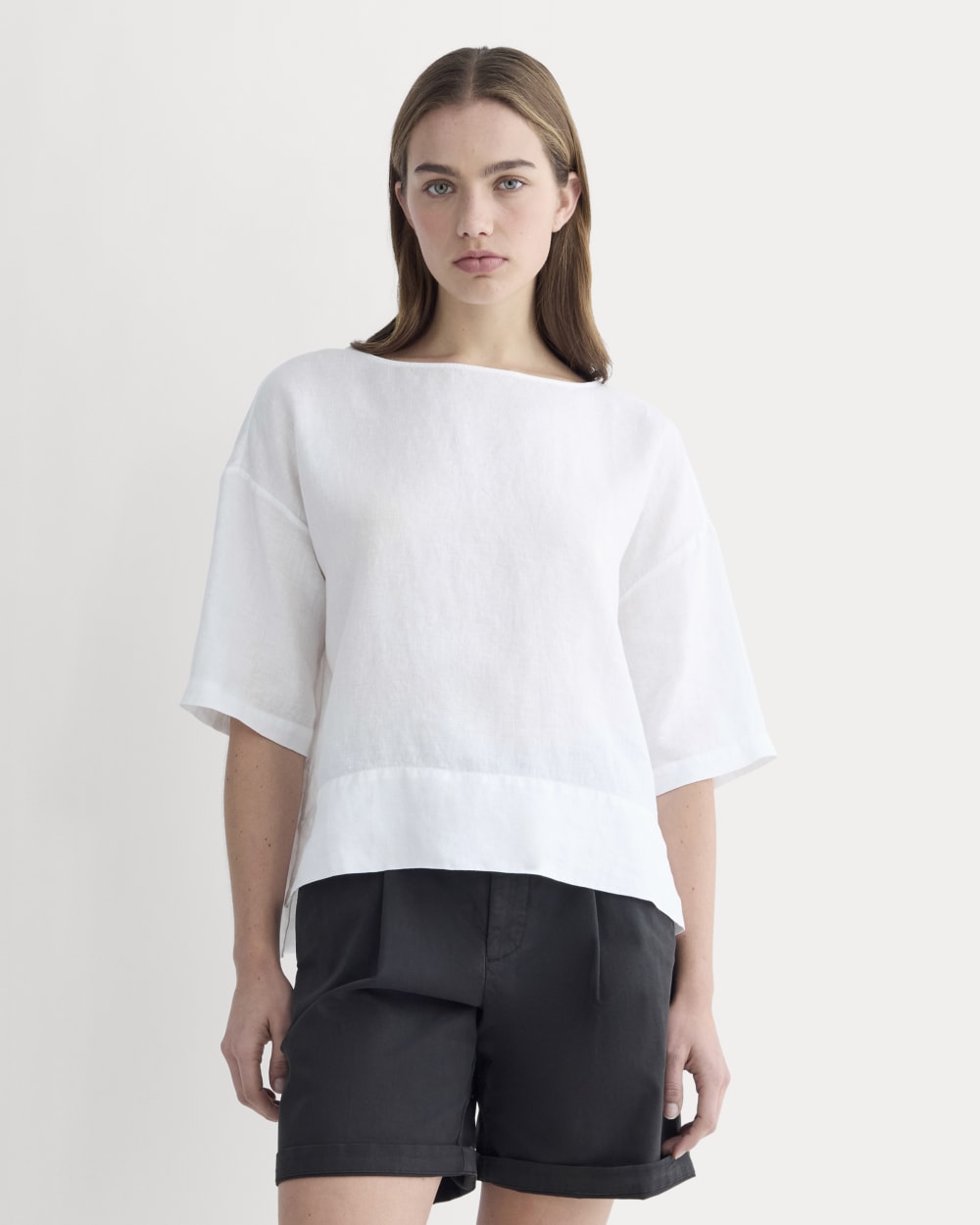 The Boatneck Top in Linen | White