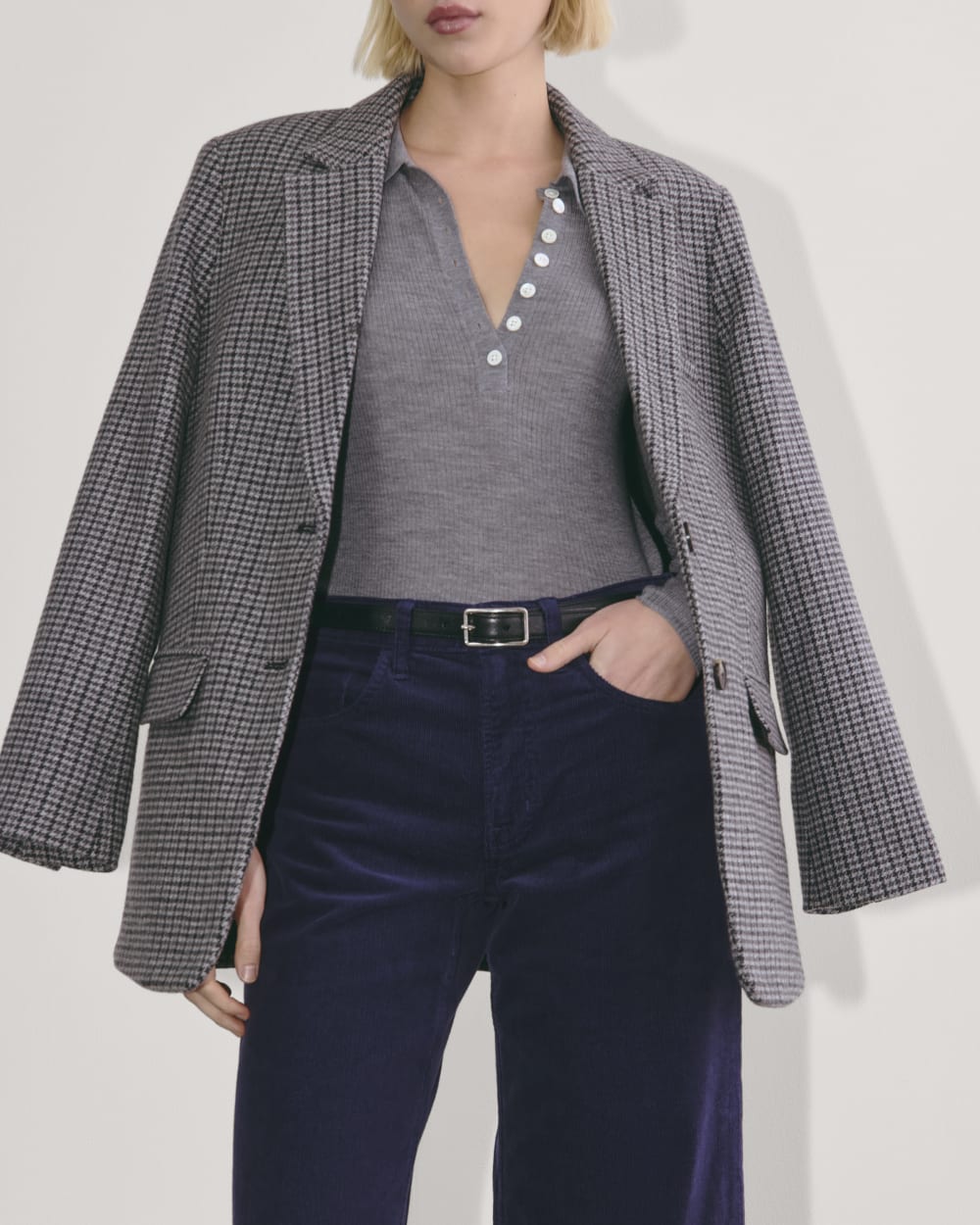 The Mid-Way Pant in Corduroy | Navy