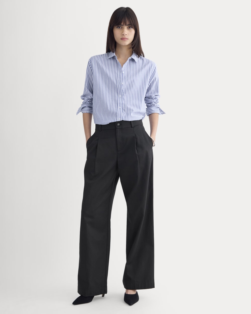 The Must-Have Shirt in Silky Cotton | Bone / Mazarine Blue